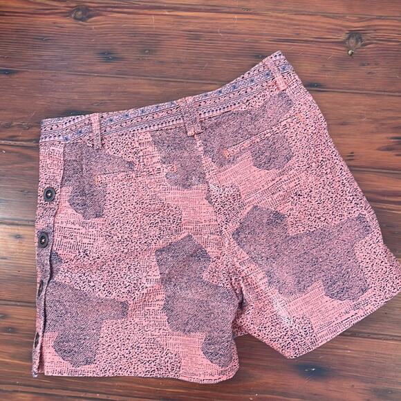 ANTHRO Cartonnier side button up flat front printed chino shorts sz 2 - Picture 7 of 7